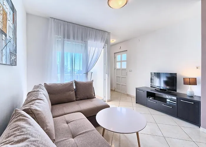 Stipe Ποντστράνα